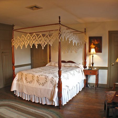 Whitehall Mansion 미스틱 외부 사진